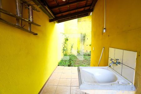 Casa à venda com 140m², 4 quartos e 8 vagasÁrea de Serviço