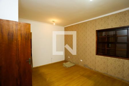 Casa à venda com 140m², 4 quartos e 8 vagassuíte