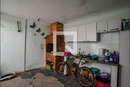 Casa à venda com 134m², 3 quartos e 2 vagas Casa à venda com 134m², 3 quartos e 2 vagasÁrea de Serviço