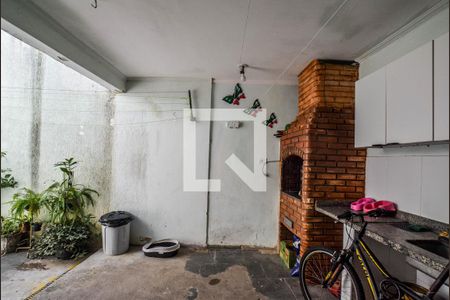 Casa à venda com 134m², 3 quartos e 2 vagas Casa à venda com 134m², 3 quartos e 2 vagasÁrea de Serviço