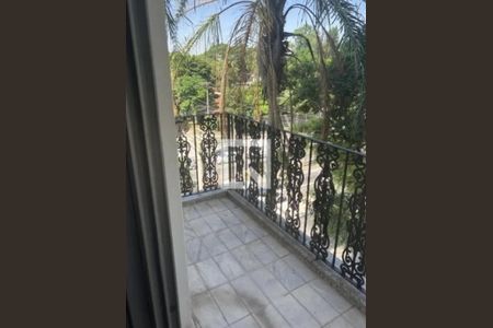 Apartamento à venda com 117m², 3 quartos e 1 vaga