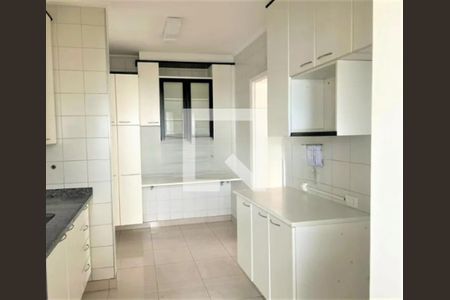 Apartamento à venda com 213m², 2 quartos e 3 vagas
