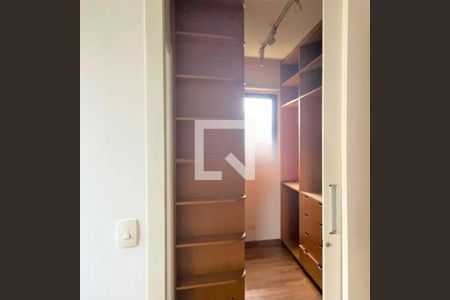 Apartamento à venda com 213m², 2 quartos e 3 vagas