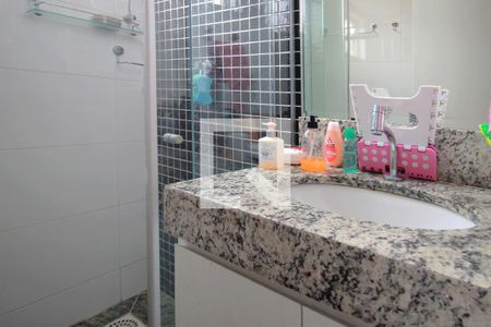 Apartamento à venda com 64m², 2 quartos e 2 vagasBanheiro da Suíte 2