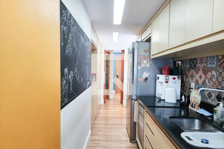 Apartamento à venda com 95m², 2 quartos e 1 vaga Apartamento à venda com 95m², 2 quartos e 1 vagaCozinha