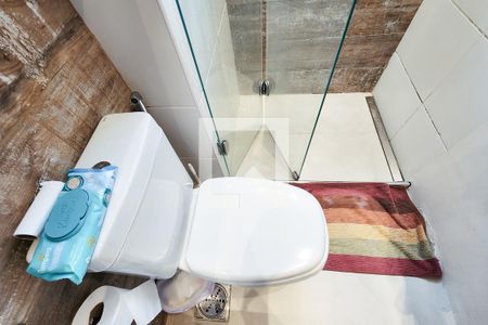 Apartamento à venda com 95m², 2 quartos e 1 vaga Apartamento à venda com 95m², 2 quartos e 1 vagaBanheiro Social