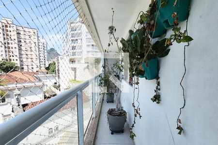 Apartamento à venda com 95m², 2 quartos e 1 vaga Apartamento à venda com 95m², 2 quartos e 1 vagaSuíte