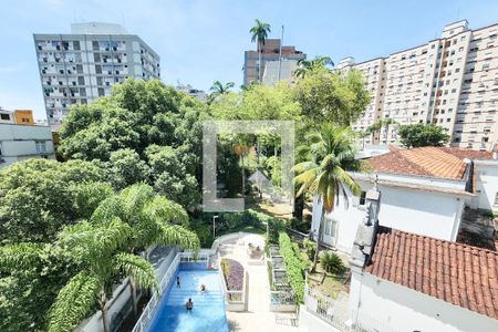 Apartamento à venda com 95m², 2 quartos e 1 vaga Apartamento à venda com 95m², 2 quartos e 1 vagaVista