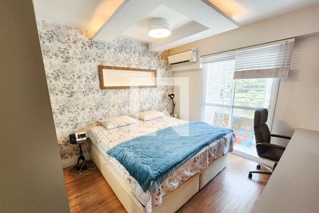 Suíte de apartamento à venda com 2 quartos, 95m² em Laranjeiras, Rio de Janeiro