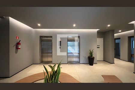 Studio à venda com 26m², 1 quarto e sem vaga Studio à venda com 26m², 1 quarto e sem vagaHall de entrada