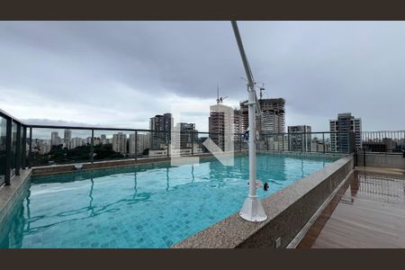 Studio à venda com 26m², 1 quarto e sem vaga Studio à venda com 26m², 1 quarto e sem vagaPiscina