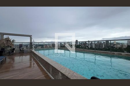 Studio à venda com 26m², 1 quarto e sem vaga Studio à venda com 26m², 1 quarto e sem vagaPiscina