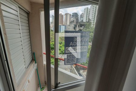 Apartamento à venda com 24m², 1 quarto e 1 vaga Apartamento à venda com 24m², 1 quarto e 1 vagaPlaquinha