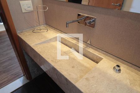 Apartamento à venda com 196m², 3 quartos e 2 vagasLavabo da Sala de TV