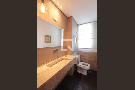 Apartamento à venda com 196m², 3 quartos e 2 vagasLavabo da Sala de TV