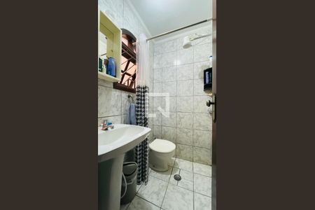 Casa para alugar com 125m², 4 quartos e 1 vaga Casa para alugar com 125m², 4 quartos e 1 vagaBanheiro de serviço