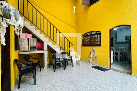 Casa para alugar com 125m², 4 quartos e 1 vaga Casa para alugar com 125m², 4 quartos e 1 vagaÁrea de Serviço