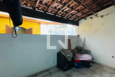 Casa para alugar com 125m², 4 quartos e 1 vaga Casa para alugar com 125m², 4 quartos e 1 vagaVaranda