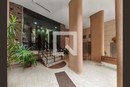 Apartamento à venda com 64m², 2 quartos e sem vagaFachada e portaria