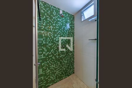 Apartamento à venda com 64m², 2 quartos e sem vagaBanheiro Corredor