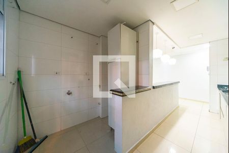 Apartamento à venda com 115m², 2 quartos e 1 vagaÁrea de Serviço