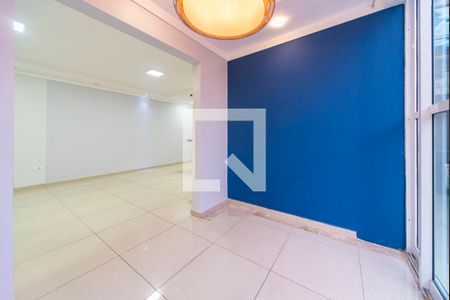 Apartamento à venda com 115m², 2 quartos e 1 vagaEscritório