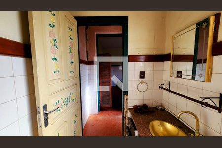 Casa à venda com 350m², 4 quartos e 1 vagaEdícula Banheiro