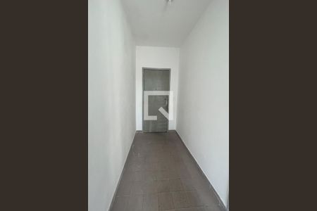 Casa para alugar com 56m², 2 quartos e sem vaga Casa para alugar com 56m², 2 quartos e sem vagaVaranda