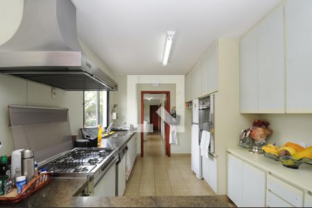 Apartamento à venda com 278m², 3 quartos e 3 vagasCozinha - Armários