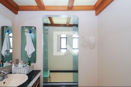 Apartamento à venda com 278m², 3 quartos e 3 vagasBanheiro da Suíte 2