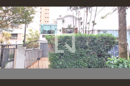 Casa à venda com 210m², 4 quartos e 5 vagasFachada