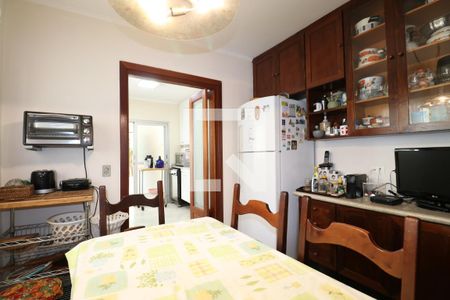 Casa à venda com 210m², 4 quartos e 5 vagasCopa