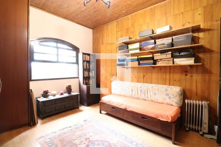 Casa à venda com 210m², 4 quartos e 5 vagasQuarto