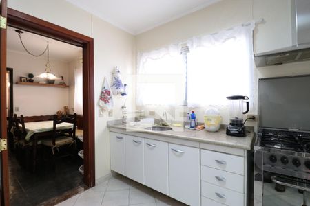 Casa à venda com 210m², 4 quartos e 5 vagasCozinha