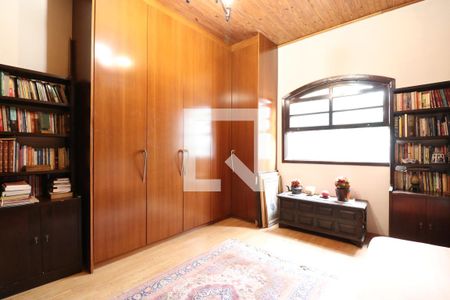 Casa à venda com 210m², 4 quartos e 5 vagasQuarto