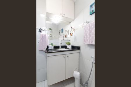 Apartamento à venda com 73m², 3 quartos e 1 vaga Apartamento à venda com 73m², 3 quartos e 1 vagaBanheiro