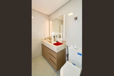 Apartamento à venda com 210m², 4 quartos e 3 vagasBanheiro social