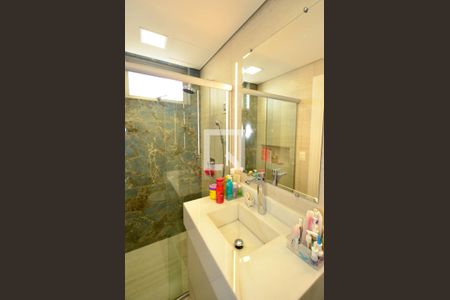 Apartamento à venda com 210m², 4 quartos e 3 vagasBanheiro suite