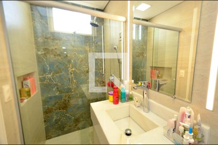 Apartamento à venda com 210m², 4 quartos e 3 vagasBanheiro suite