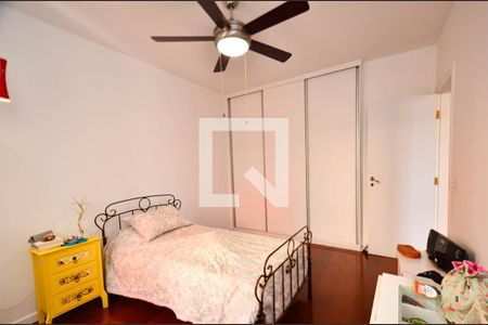 Apartamento à venda com 210m², 4 quartos e 3 vagasSuite