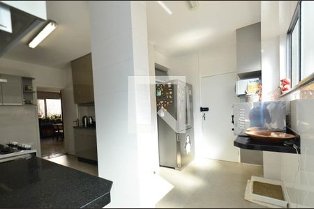 Apartamento à venda com 210m², 4 quartos e 3 vagasCozinha