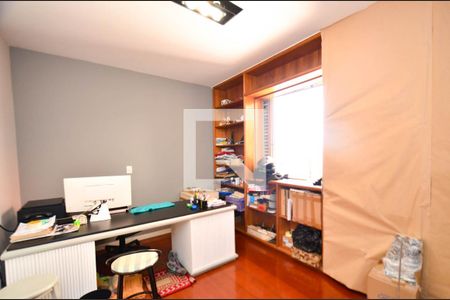 Apartamento à venda com 210m², 4 quartos e 3 vagasQuarto2