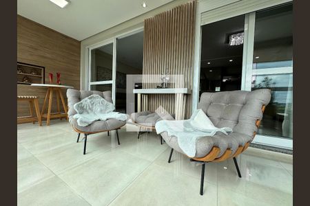 Apartamento à venda com 157m², 2 quartos e 3 vagasVaranda da Sala