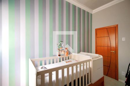 Casa à venda com 300m², 6 quartos e 2 vagasQuarto 2