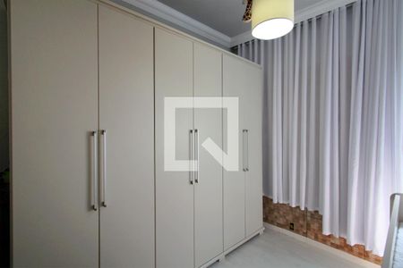 Casa à venda com 300m², 6 quartos e 2 vagasQuarto 2