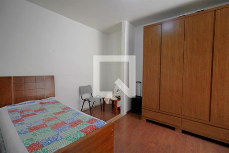 Casa à venda com 300m², 6 quartos e 2 vagasQuarto casa 2