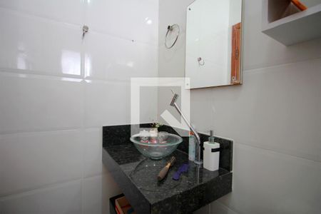 Casa à venda com 300m², 6 quartos e 2 vagasBanheiro da Suíte