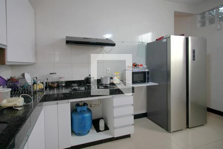 Casa à venda com 300m², 6 quartos e 2 vagasCozinha