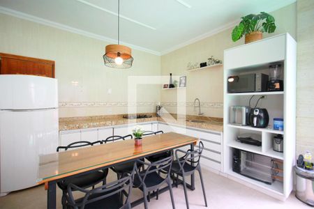 Casa à venda com 300m², 6 quartos e 2 vagasCozinha