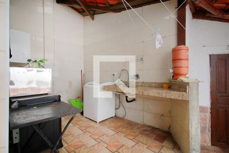 Casa à venda com 300m², 6 quartos e 2 vagasÁrea de Serviço casa 2